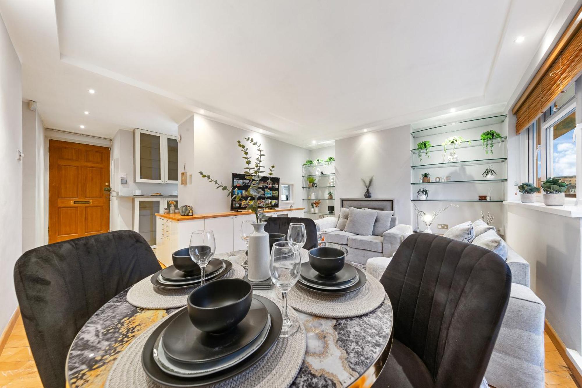 Luxe - Sleeps 6 - Putney & Stamford Bridge Londra